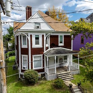 Apartament Step Back In Time Charming Victorian With Modern Amenities Homestead Exterior photo