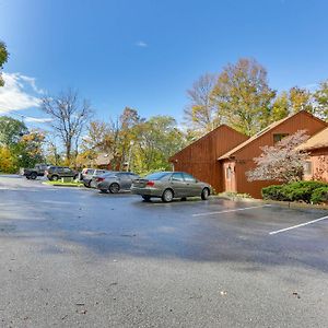 Modern Vernon Township Condo Near Ski And Water Park Exterior photo