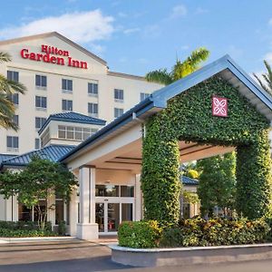 Hilton Garden Inn Miami Airport West Exterior photo