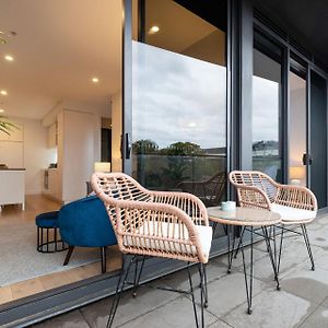 Apartament Bayside Living At The Hampton Melbourne Exterior photo