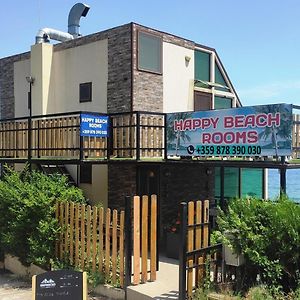 Hemingway Rooms In Happy Beach Warna Exterior photo