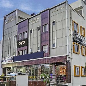 Hotel Collection O Sri Sapthagiri Near Phoenix Marketcity Bengaluru Exterior photo