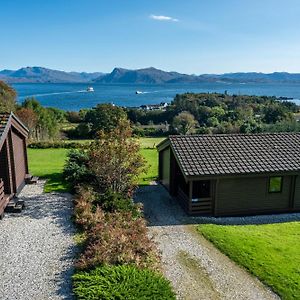 Willa Armadale Castle Cabins Ardvasar  Exterior photo