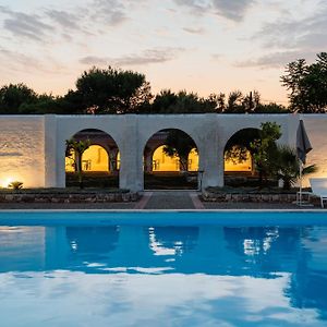 Bed and Breakfast Masseria Gorgognolo Ostuni Exterior photo