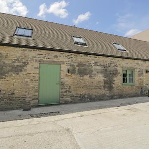 Willa The Old Stable Witney Exterior photo