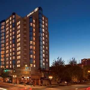 Hotel Hilton Vancouver Airport Richmond Exterior photo