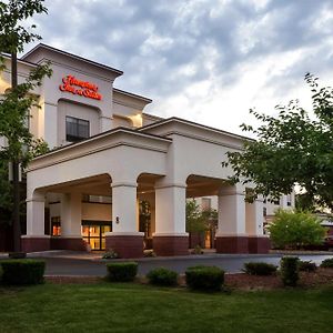 Hampton Inn & Suites By Hilton Manchester Bedford Exterior photo