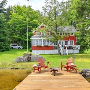 Willa Authentic 1912 Adirondack Lake Camp With Fire Pit Stratford Exterior photo