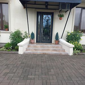 Mate'S Guest House Kobuleti Exterior photo