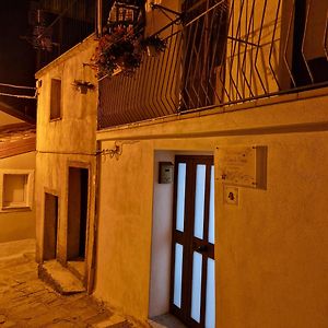 Bed and Breakfast A Casa Di Nonna Castelsaraceno Exterior photo