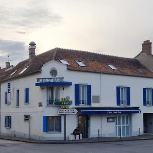 Hotel Sainte-Barbe Guignes-Rabutin Exterior photo