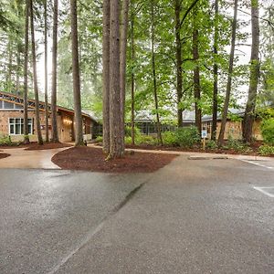 Newly Built Maple Valley Vacation Rental With Patio! Exterior photo