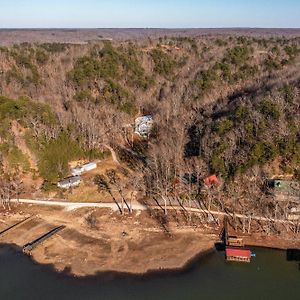 Willa Modern Farmhouse Style Chalet With Amazing Kentucky Lake Views - Dock, Hottub And Firepit! Waverly Exterior photo