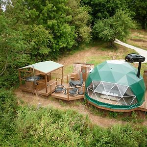 Willa Luna Domes Chiddingstone Exterior photo