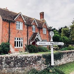 Bed and Breakfast Leygreen Farmhouse Southampton Exterior photo