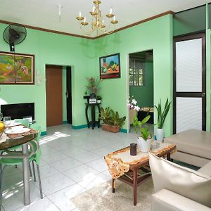 Apartament Golden V Farms Hacienda Malolos Exterior photo