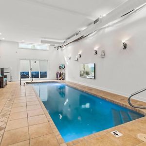 Willa 5 Bdrm - Heated Indoor Pool - Elevator Filadelfia Exterior photo