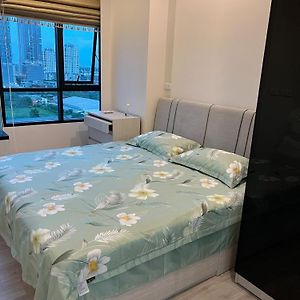 Apartament Niche Mono Mega Space Bangna Bangkok Exterior photo