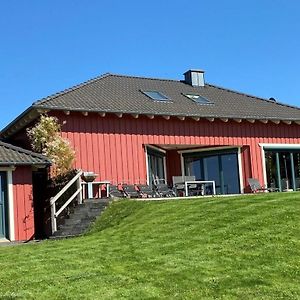 Holiday Home Red Milan Irmenach Exterior photo