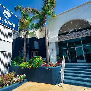 Wave Hotel Manhattan Beach Exterior photo