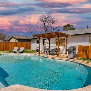 Willa Luxury 4Bed 2Bath Hidden Gem W Backyard Oasis Fort Worth Exterior photo