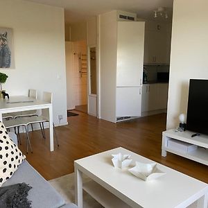 Cozy 1 Bedroom Flat On Lindingo Kottla Exterior photo