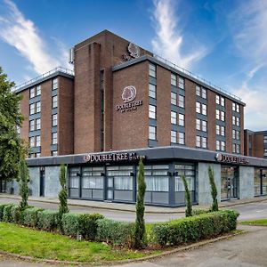 Hotel Doubletree By Hilton London Ealing Exterior photo