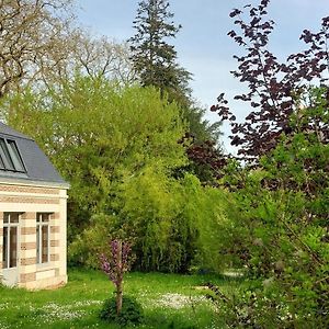 Willa Eco-Gite - Domaine De La Gavolerie Bessé-sur-Braye Exterior photo