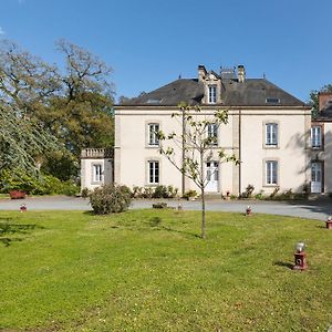 Hotel Chateau De La Richerie Beaurepaire  Exterior photo