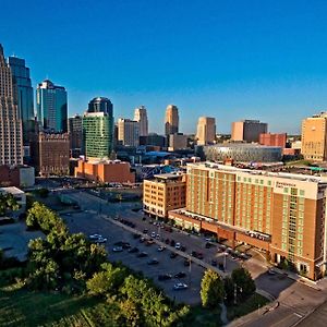 Hotel Courtyard By Marriott Kansas City Downtown/Convention Center Exterior photo