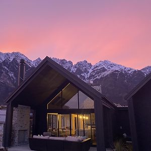 Willa Luxury Alpine Retreat With A Hot Tub Frankton Exterior photo