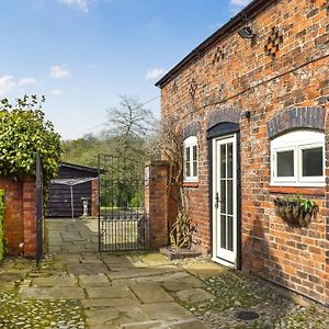 Willa The Coach House Annexe Tilston Exterior photo