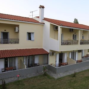 Apartament Yiannis Studios Troulos Exterior photo