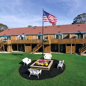 Cape Winds Resort, A Vri Resort Hyannis Exterior photo