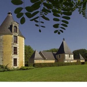 Hotel Chateau De La Menaudiere Chissay-en-Touraine Exterior photo