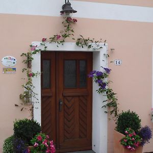 Apartament Haus Am Markt Königstein in der Oberpfalz Exterior photo