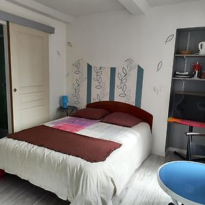 Apartament Chambre Pour 2 Personnes A Formigny Rdc Exterior photo