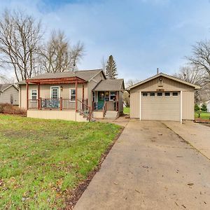 Charming Spirit Lake Home - 6 Mi To Arnolds Park! Exterior photo