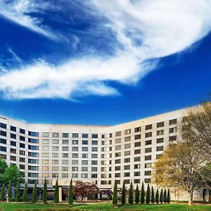 Hotel Doubletree By Hilton Tulsa At Warren Place Exterior photo