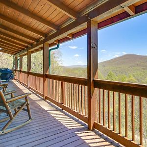 Willa Family Cabin With Private Hot Tub And Views In Boone! Exterior photo