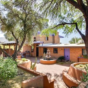 Eclectic Tucson Vacation Rental With Pool! Exterior photo