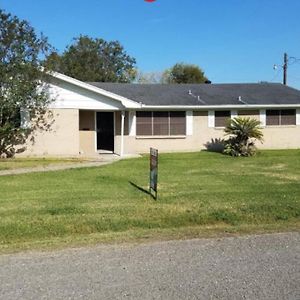 Willa Tranquil Getaway Near Downtown Nederland Tx Exterior photo