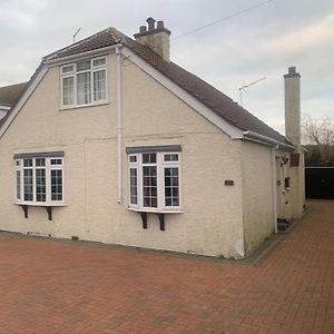 Family Friendly Seaside Home Herne Bay Exterior photo