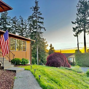 Besa Homestay Near Beach And Seatac Airport - Shared Bathroom With Max 2 Guests Des Moines Exterior photo