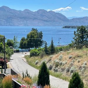 Lakefront Wine Trail Fully Licensed Modern Suite West Kelowna Exterior photo