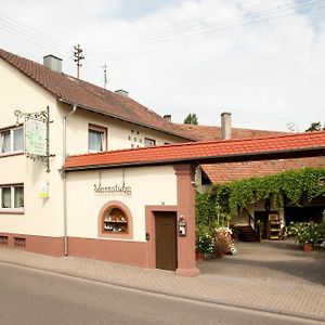 Hotel Weingut Und Gaestehaus Vongerichten Oberhausen  Exterior photo