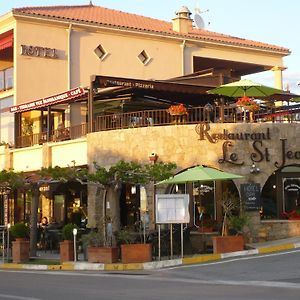 Hotel & Restaurant Le Saint Jean Cargèse Exterior photo