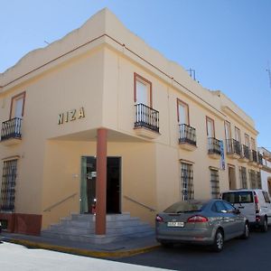 Hotel Hostal Niza San Juan Del Puerto Exterior photo