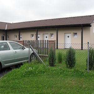 Hotel Penzion Kamenak Kamenný Újezd Exterior photo