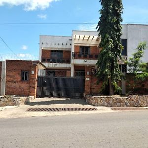 Golf Nest Apartments Achimota Exterior photo